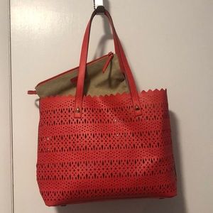 Stella & Dot coral Avalon Tote